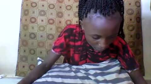 Snapshot of sexyneedle22 chatting on February 2025 08:44:01 AM VIVIAN online show from February 2025 08:44:01 AM