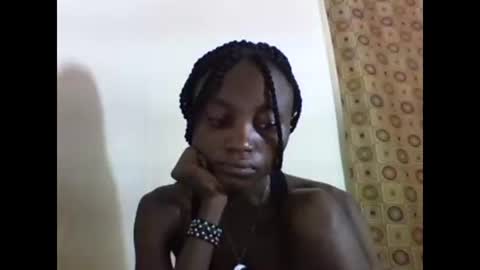 Snapshot of sexyneedle22 chatting on February 2025 06:08:02 AM VIVIAN online show from February 2025 06:08:02 AM