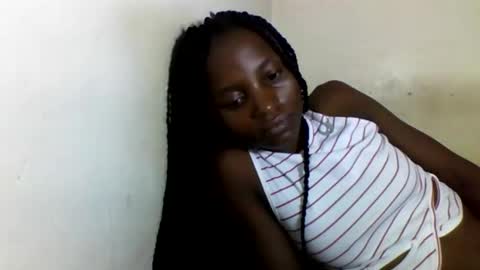 Snapshot of sexyneedle22 chatting on February 2025 05:30:01 AM VIVIAN online show from February 2025 05:30:01 AM