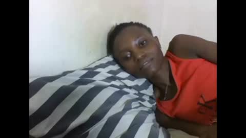 Snapshot of sexyneedle22 chatting on February 2025 12:37:01 PM VIVIAN online show from February 2025 12:37:01 PM