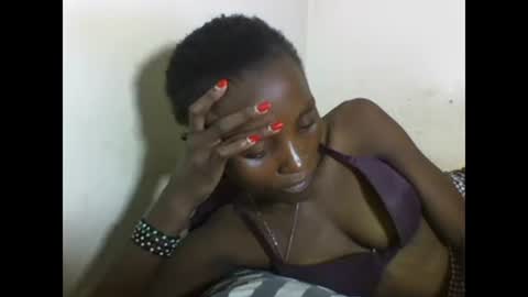 Snapshot of sexyneedle22 chatting on February 2025 06:26:02 PM VIVIAN online show from February 2025 06:26:02 PM