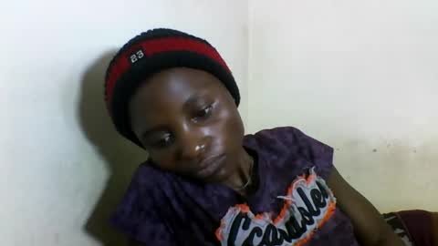 Snapshot of sexyneedle22 chatting on February 2025 05:42:02 AM VIVIAN online show from February 2025 05:42:02 AM