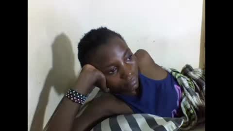 Snapshot of sexyneedle22 chatting on March 2025 09:43:02 PM VIVIAN online show from March 2025 09:43:02 PM