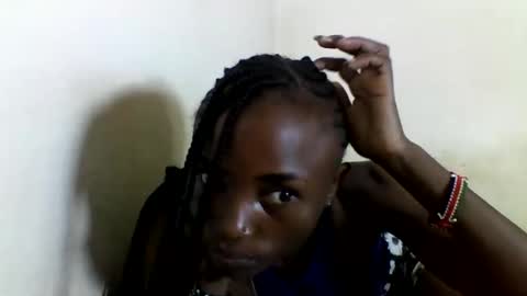 Snapshot of sexyneedle22 chatting on March 2025 05:17:02 AM VIVIAN online show from March 2025 05:17:02 AM