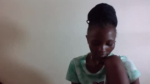 Snapshot of sexyneedle22 chatting on October 2025 10:15:01 AM VIVIAN online show from October 2025 10:15:01 AM