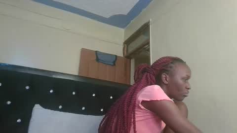 Snapshot of sexynina25 chatting on September 2025 06:09:02 PM nina online show from September 2025 06:09:02 PM