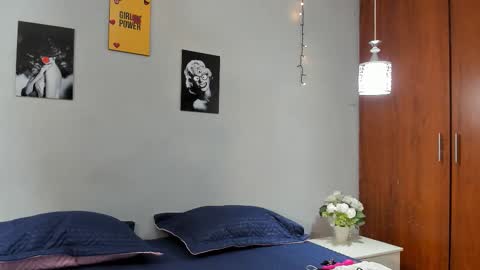 sexynova 93 online show from October 2025 07:37:01 PM