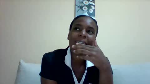 Snapshot of sexyqueen3457132 chatting on January 2025 03:50:01 PM DOVY ACHIENG online show from January 2025 03:50:01 PM