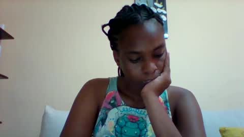 Snapshot of sexyqueen3457132 chatting on January 2025 09:18:02 AM DOVY ACHIENG online show from January 2025 09:18:02 AM