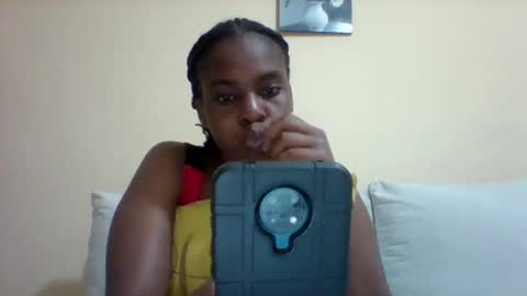 Snapshot of sexyqueen3457132 chatting on January 2025 06:27:01 PM DOVY ACHIENG online show from January 2025 06:27:01 PM