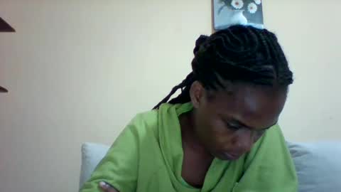 Snapshot of sexyqueen3457132 chatting on January 2025 06:32:02 PM DOVY ACHIENG online show from January 2025 06:32:02 PM
