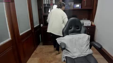 R A C H E L online show from November 2025 11:55:02 AM