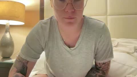 Snapshot of sexyrandyred chatting on October 2025 04:12:01 AM sexyrandyred online show from October 2025 04:12:01 AM