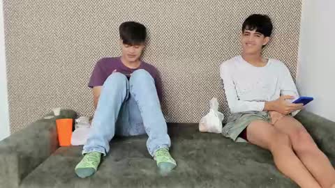 Snapshot of sexys_boys18 chatting on February 2025 01:03:01 PM MATIAS-18 THIAHO -18 MAX-19 NICOKALY-19 CAIN-19 MOD ESTEBAN online show from February 2025 01:03:01 PM
