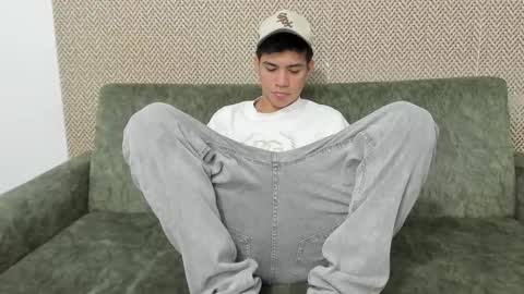 MATIAS-18   THIAHO -18  MAX-19  NICOKALY-19  CAIN-19   MOD ESTEBAN online show from September 2025 07:08:02 PM