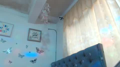 Venus Independent Model online show from February 2025 04:58:01 PM