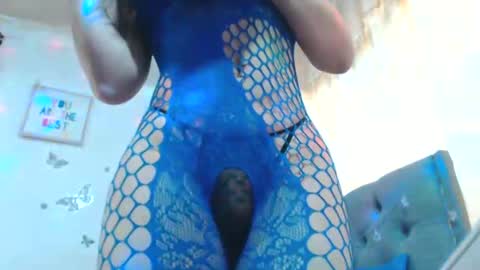 Venus Independent Model online show from March 2025 05:07:02 PM