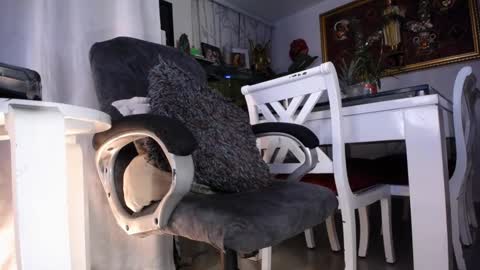    online show from January 2025 08:18:02 AM