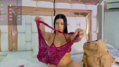 Kendall online show from September 2025 12:29:02 PM