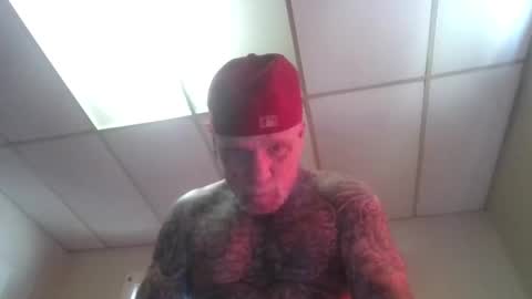 Snapshot of sexytattedcpl417 chatting on November 2025 04:52:02 PM sexttattedqueen417 online show from November 2025 04:52:02 PM