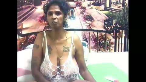 sexyva4u2luv online show from February 2025 05:48:01 PM