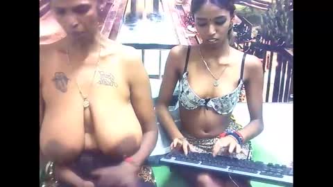 sexyva4u2luv online show from February 2025 10:05:02 AM