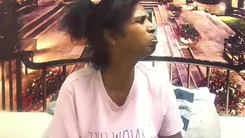 sexyva4u2luv online show from February 2025 05:56:02 AM