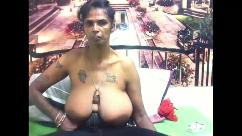 sexyva4u2luv online show from February 2025 04:59:01 PM