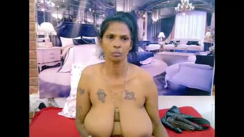 sexyva4u2luv online show from April 2026 07:20:01 AM