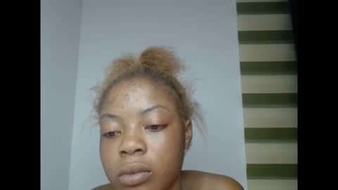 sexyxpeach online show from November 2025 07:15:02 PM