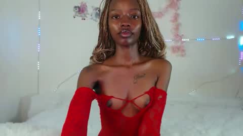 sexyzuriel online show from April 2026 08:53:01 AM