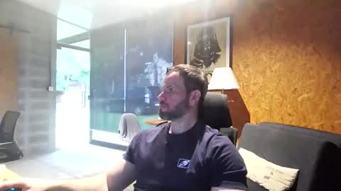 shad0w_hunter online show from March 2026 12:30:01 PM