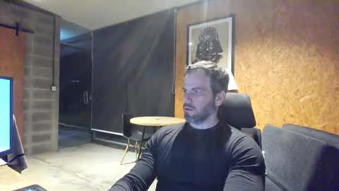 shad0w_hunter online show from June 2026 11:15:02 PM