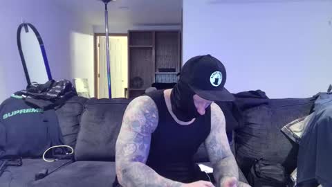 Snapshot of shadowman623 chatting on November 2025 09:43:01 AM VirgoDick623 online show from November 2025 09:43:01 AM