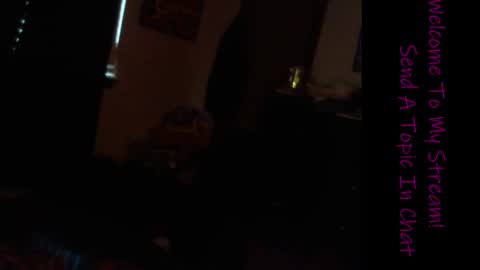 ShadowPaw online show from November 2025 05:48:02 PM