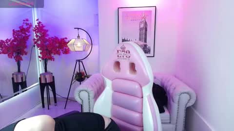 Shady  online show from March 2026 08:01:01 PM