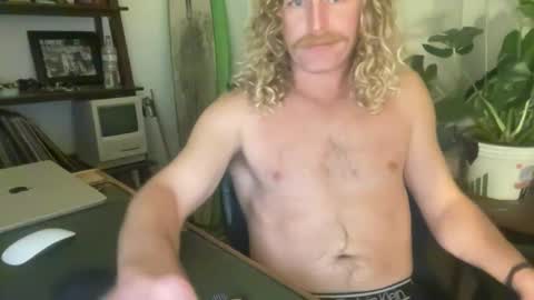 shaggy_sd online show from December 2024 08:04:01 AM