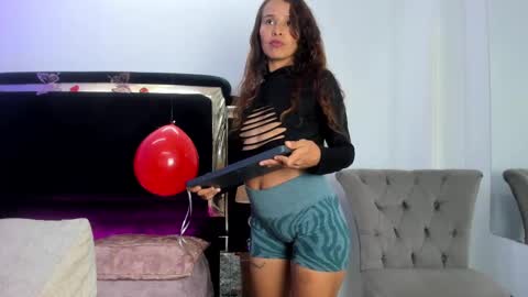 Shaina online show from February 2025 11:20:01 PM