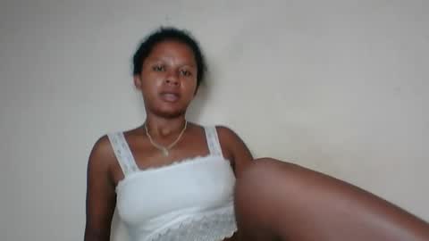 shainnah online show from November 2025 05:46:02 PM