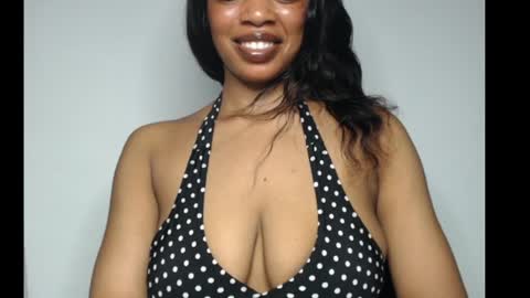 ESTHER online show from April 2026 12:43:01 PM