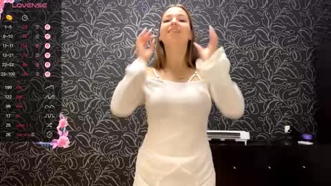 Iris online show from November 2025 08:09:01 PM