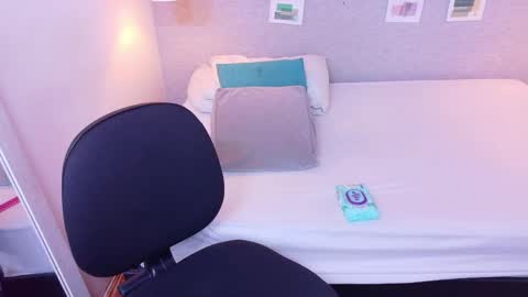 Catalina online show from March 2026 08:53:01 PM