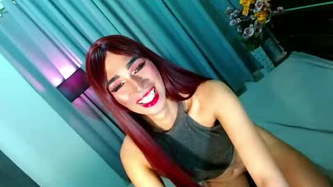 Snapshot of shane_hugexx chatting on December 2024 05:51:02 AM MISS SHANE online show from December 2024 05:51:02 AM