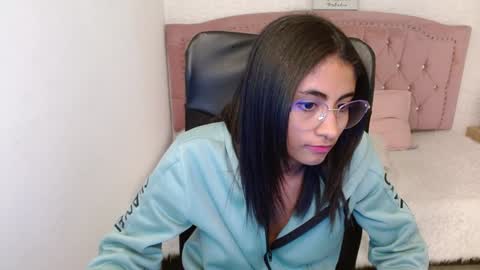 shanelle online show from February 2025 09:21:02 AM