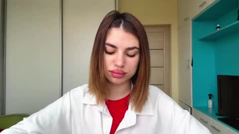 Lia online show from April 2026 09:12:01 AM