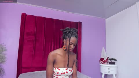 shanelle7 online show from December 2025 03:07:01 PM