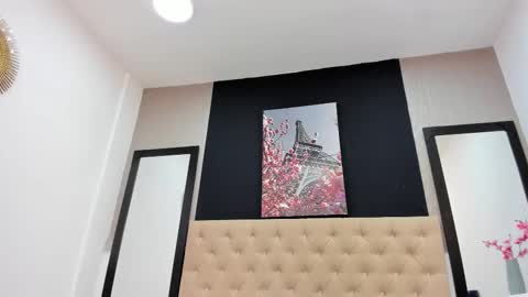 S H A N E L L E   online show from March 2025 02:51:02 PM