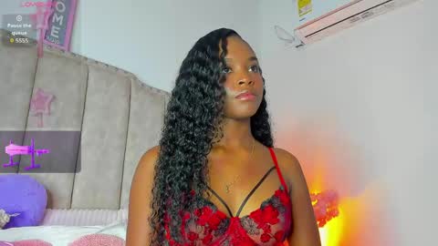 Snapshot of shanelwest7 chatting on April 2026 01:35:02 PM Shanel online show from April 2026 01:35:02 PM