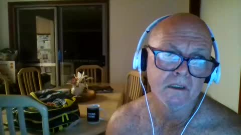 shaneo781570 online show from April 2026 06:10:01 PM