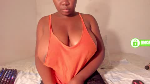 Snapshot of shaniblack chatting on February 2025 06:44:02 PM Danna online show from February 2025 06:44:02 PM
